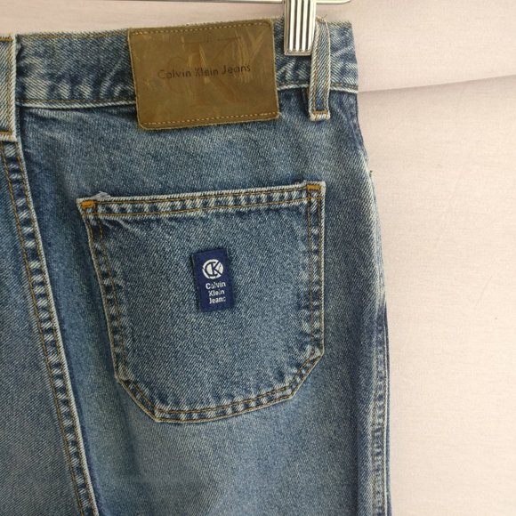 CALVIN KLEIN Vintage 90s SAILOR-CUT FLARE JEANS in BLUE WASH w7 +MEASUREMENTS - Picture 5 of 8